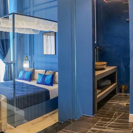 Maison San Carlo Luxury Suites เนเปิลส์ ภายนอก รูปภาพ